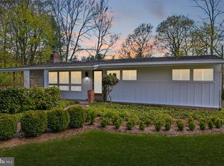 5 Madeline Dr, Malvern, PA 19355