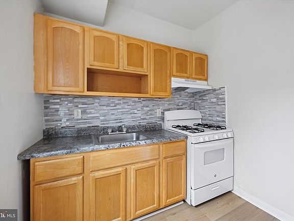 3rd image of 38 N 50th St