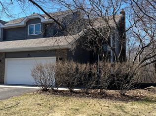 15716 Maple Island Ct, Burnsville, MN 55306