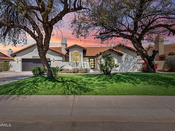 2nd image of 7624 E LARKSPUR Drive