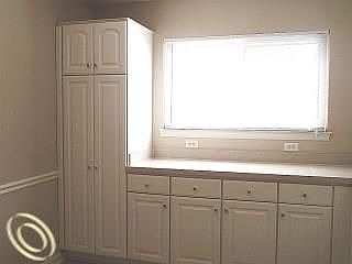2nd image of 20480 Hollywood St