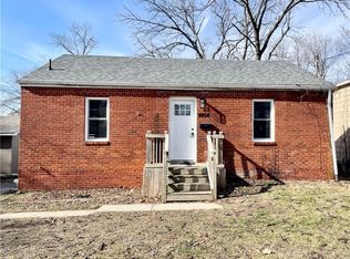 1604 55th St, Des Moines, IA 50310