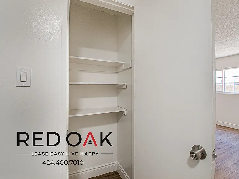 9260 Palm St #15 — Photo 17