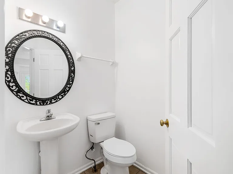 6279 Parkmeadow Ln — Photo 20