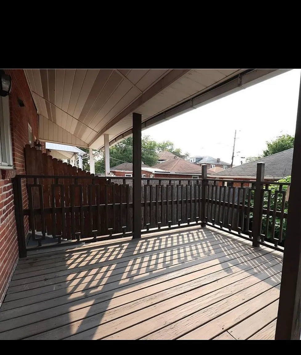 3 bed, 1714 sqft, $2,495 — Photo 1
