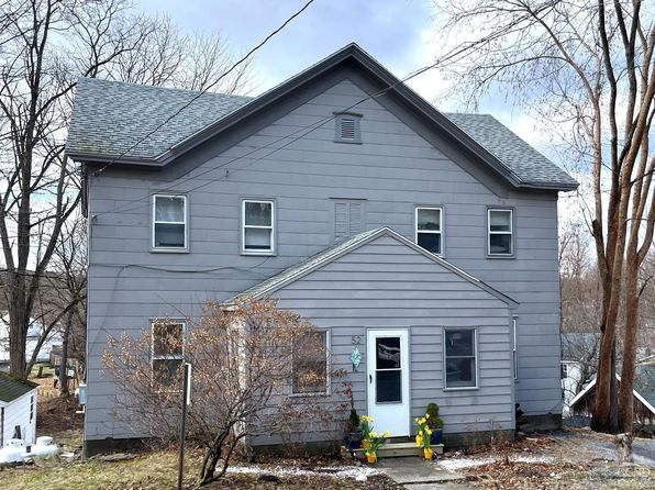 52 Church St, Philmont, NY 12565