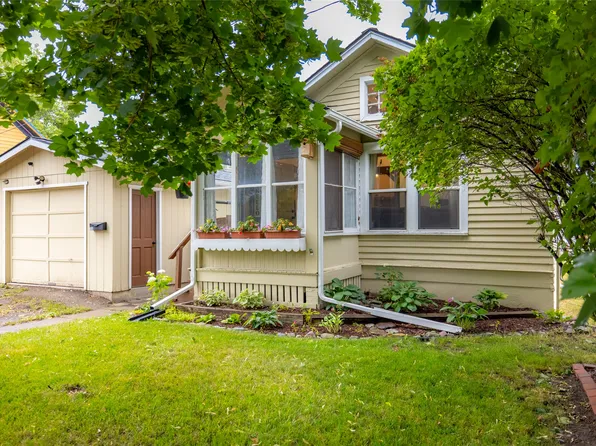 330 12th St E, Kalispell, MT 59901