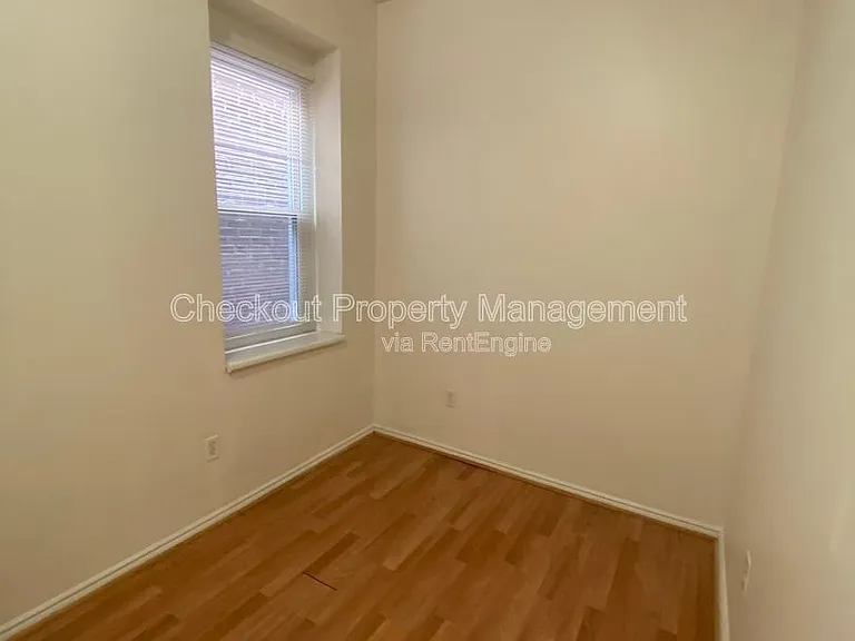 2727 Accomac St — Photo 4