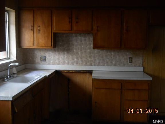 4th image of 4446 San Francisco Ave