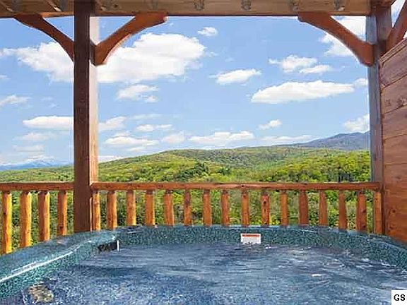 2nd image of 820 Resort Way