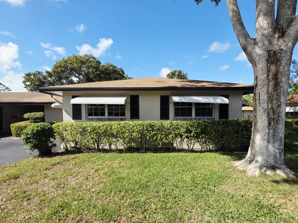 528 Sandpiper Cir, Delray Beach, FL 33445