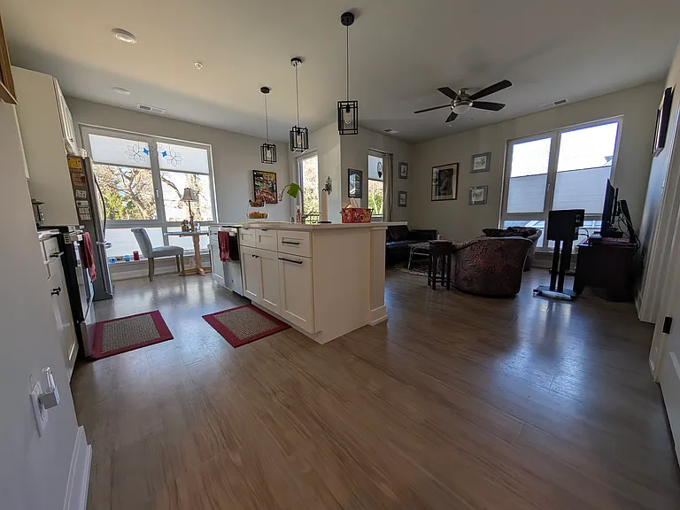 Speedway Apartments — Photo 8