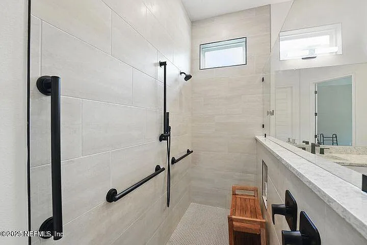 107 Canopy Forest Dr — Photo 25