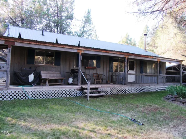 541 Mathews Rd, Dorris, CA 96023