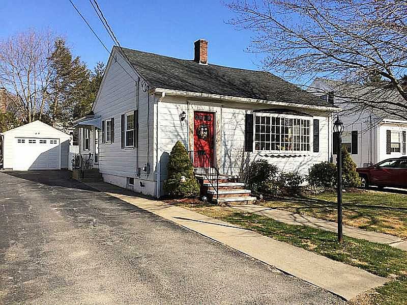 1st image of 52 Gardner Ave
