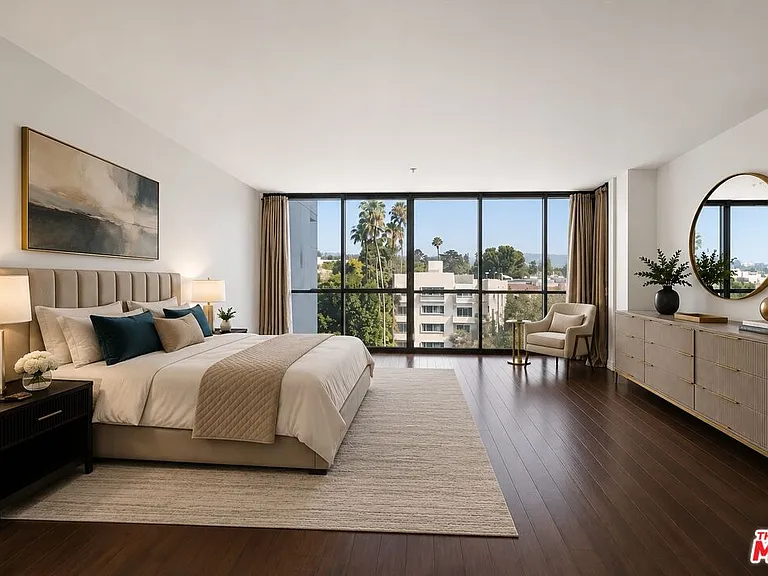 10660 Wilshire Blvd #705 — Photo 6