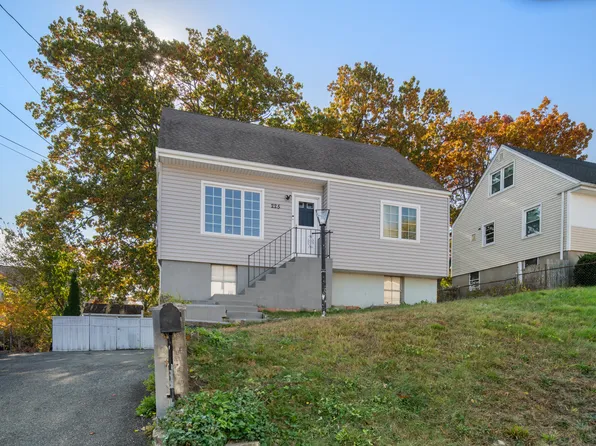 225 Ruth Street, Bridgeport, CT 06606