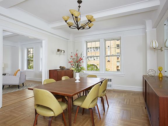 3rd image of 10 W 86th St #4A