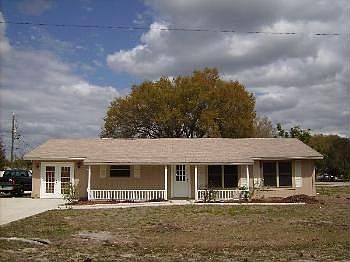 3rd image of 2680 Parker Ave