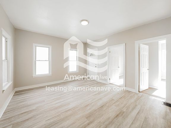 1453388_003_wm_-_living_room_13349182.jpg