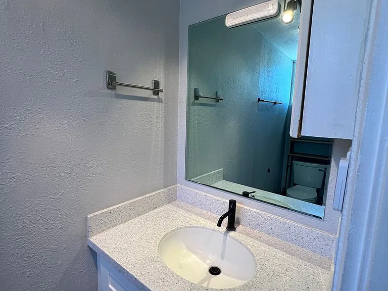 2140 10th Ave #405 — Photo 6