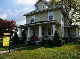 411 W Main St, Valley View, PA 17983