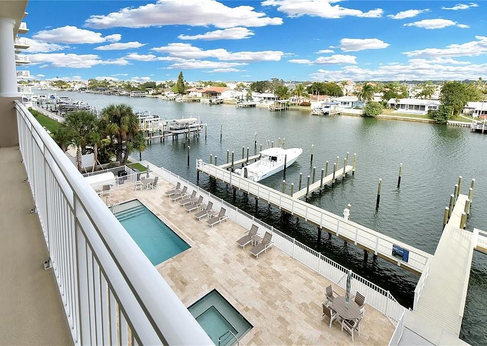 1st image of 125 Island Way #403