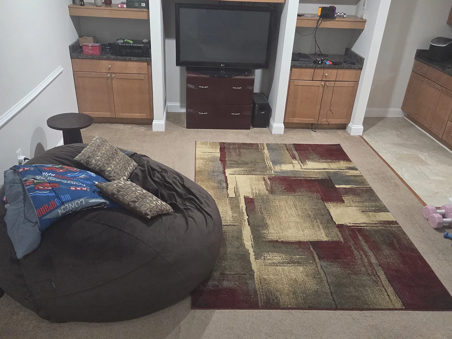 1 bed, 2770 sqft, $1,000 — Photo 3