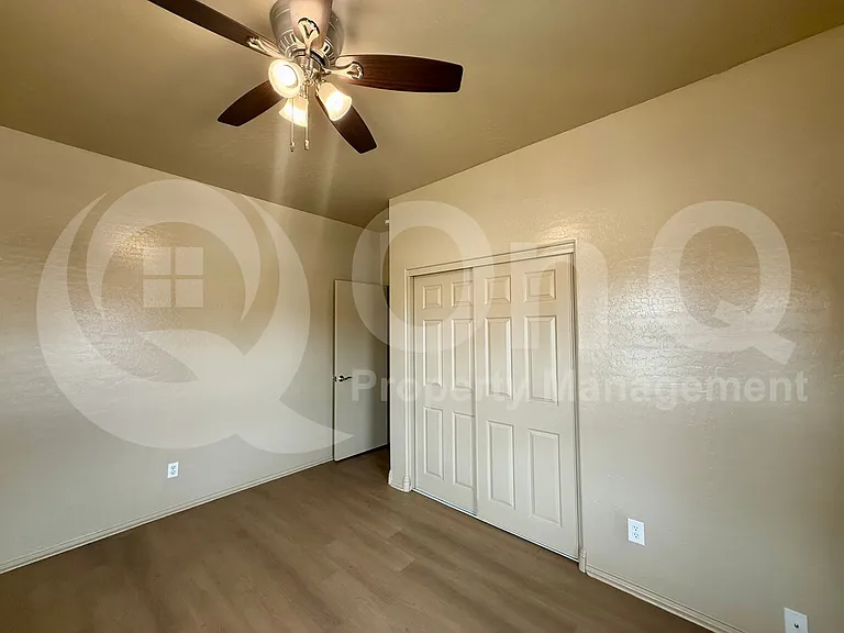 5409 S 15th Way — Photo 16