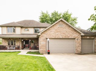 8827 W 83rd Pl, Justice, IL
