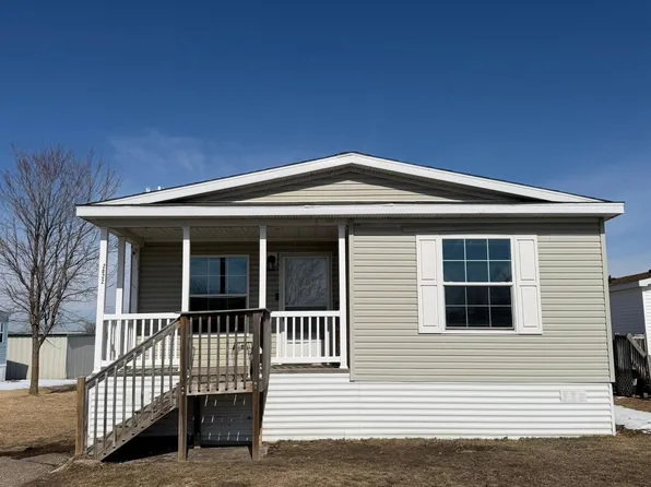 2022 Morgan Way, North Mankato, MN 56003