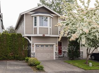 2156 NE Multnomah St, Portland, OR 97232