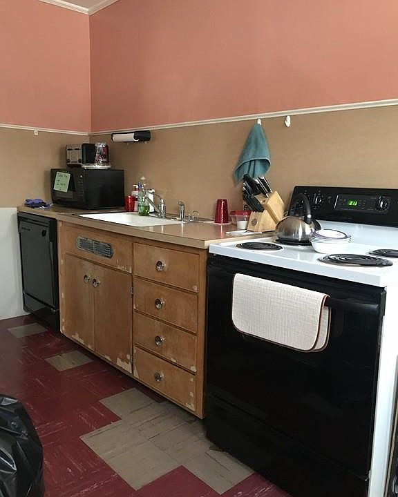 2nd image of 49 Dustin St #0