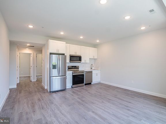 2nd image of 2649-51 Titan St