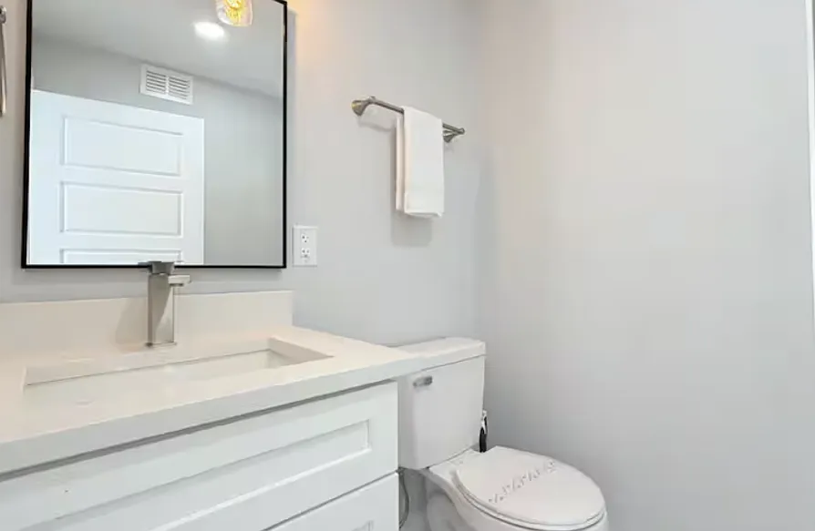 1 bed, 650 sqft, $1,600 — Photo 2