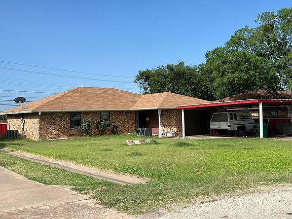 3rd image of 515 W Smith Ave