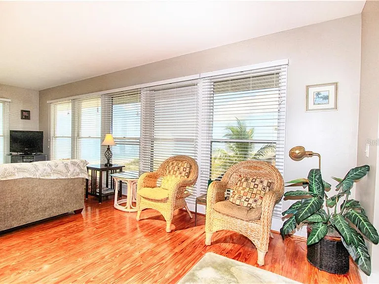 181 N Gulf Blvd #4 — Photo 34