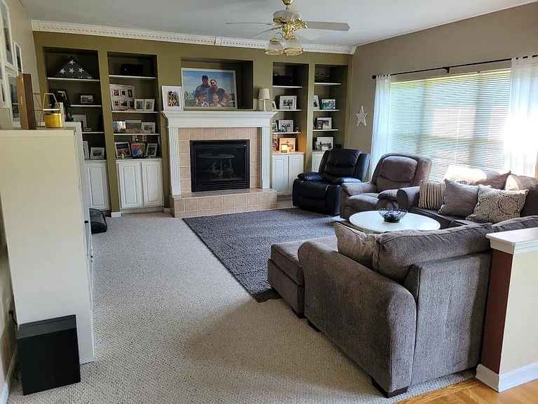 6485 Hughes Glen Ct — Photo 6