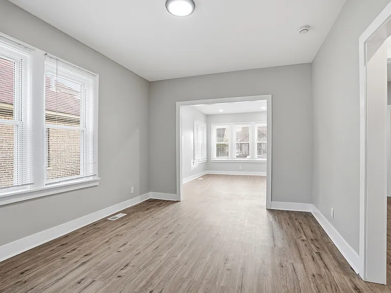 2037 Wespark Ave — Photo 6