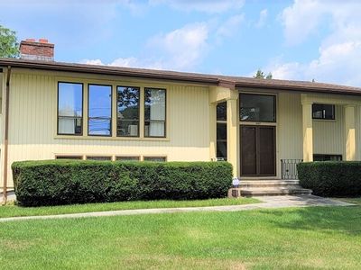 3097 North Main Street, Waterbury, CT, 06704