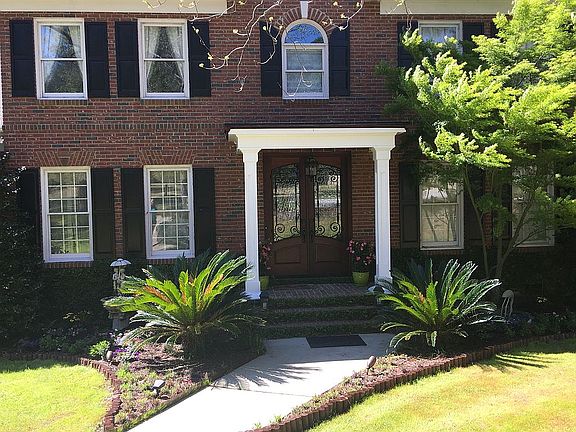 3rd image of 11 Heron Pond Ct