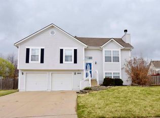 1610 Tyler Dr, Raymore, MO 64083