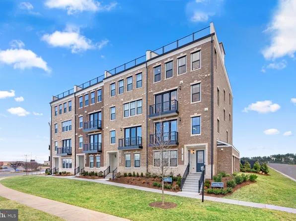 42730 Dalcarnia Ter, Ashburn, VA 20147