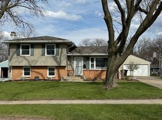 209 NE Crestmoor Pl, Ankeny, IA 50021