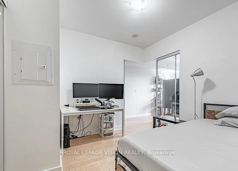 58 Orchard View Blvd #1109 — Photo 5