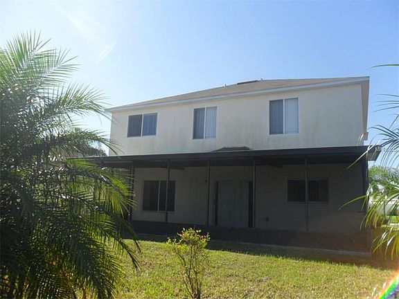 5th image of 27736 Sugar Loaf Dr