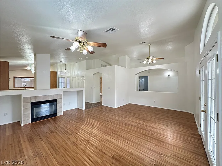8009 Sierra Largo Dr — Photo 4