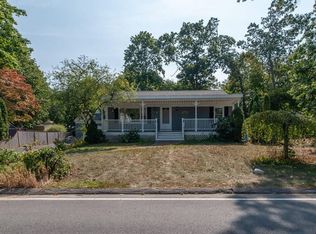 33 Cummings St, Attleboro, MA 02703
