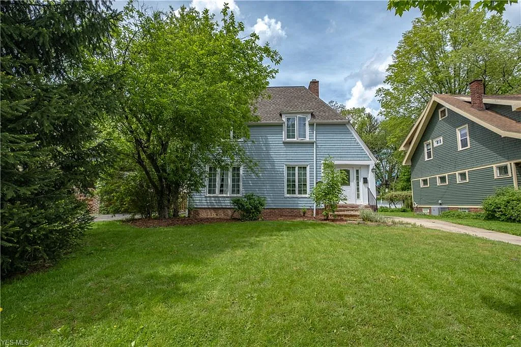 3075 Essex Rd photo 1