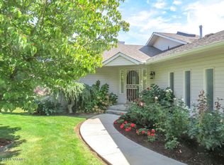 4011 Fechter Rd, Yakima, WA 98908